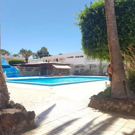 شقة Apartamento Estudio Cantabrico *